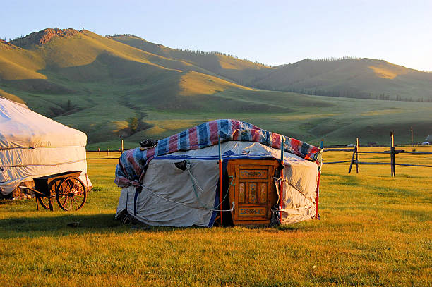 Traditional yurt in the Mongolian steppe A Yurt in the Mongolian Steppe independent mongolia photos stock pictures, royalty-free photos & images