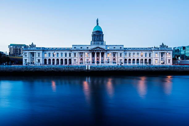 istock Custom House on River Liffey in Dublin at Dusk 456119357