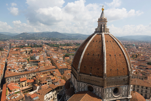 Duomo de Florencia, a la derecha photo