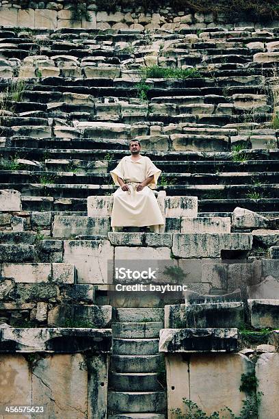 Cama King De La Antigua Período Foto de stock y más banco de imágenes de Coliseo - Coliseo, Traje de época, Afrodisias