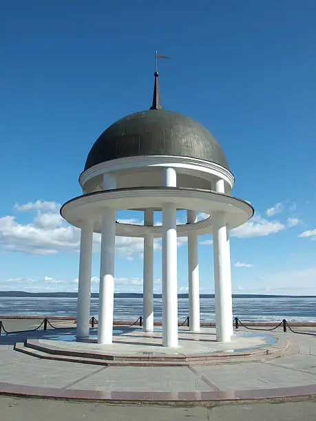 Rotunda in Petrozavodsk. Embankment of Onega Sea.
