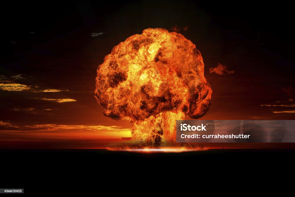 Wybuchu jądrowego w odkryty ustawienie. - Zbiór zdjęć royalty-free (Bomba atomowa)