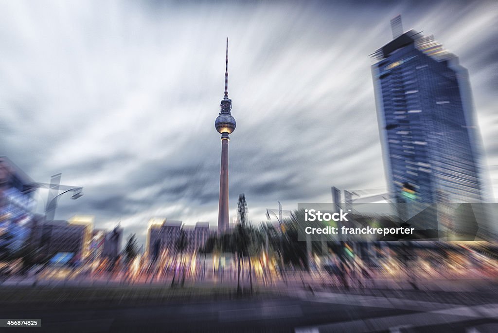 Torre de televisão de Berlim em Alexander Platz-Alemanha - Foto de stock de Alemanha royalty-free