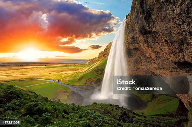 Wasserfall Islandscotland Stockfoto und mehr Bilder von Wasserfall - Wasserfall, Island, Landschaft