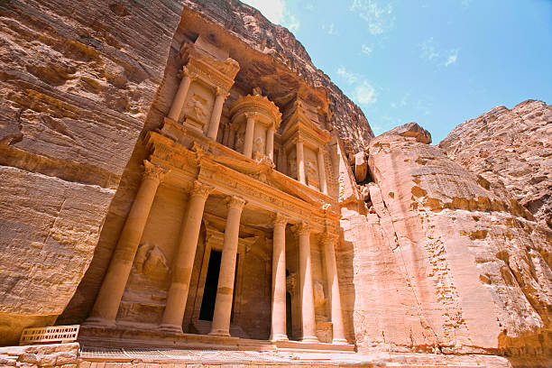 istock The Treasury (Al Khazneh), Petra, Jordan. 457404245