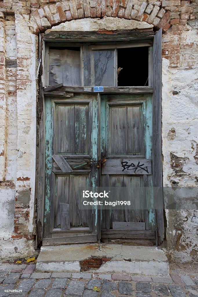 Bloqueo de puerta - Foto de stock de Abandonado libre de derechos