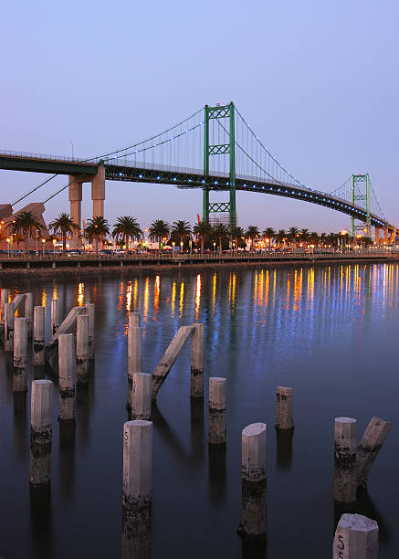 лос-анджелес гавань и vincent thomas мост - vincent thomas bridge стоковые фото и изображения