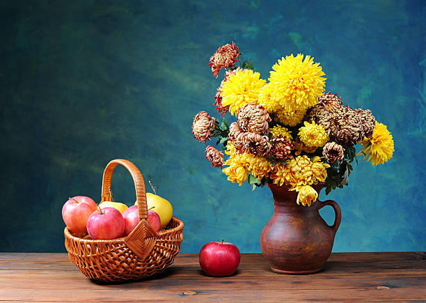 Mini pineapple benefits, Fresh golden pineapple fruit.