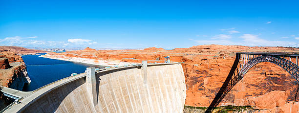 istock Panoramic view of the Glen Dam and bridge in Page 457761319