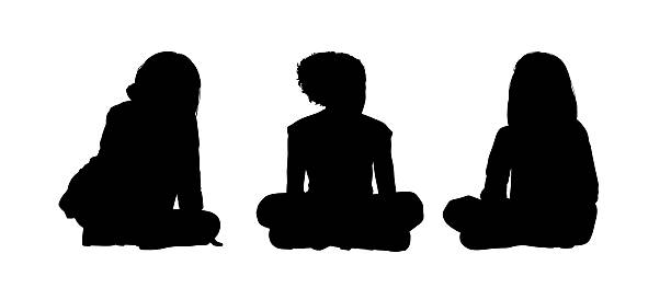 Jeunes filles assis silhouettes set 2 - Illustration vectorielle
