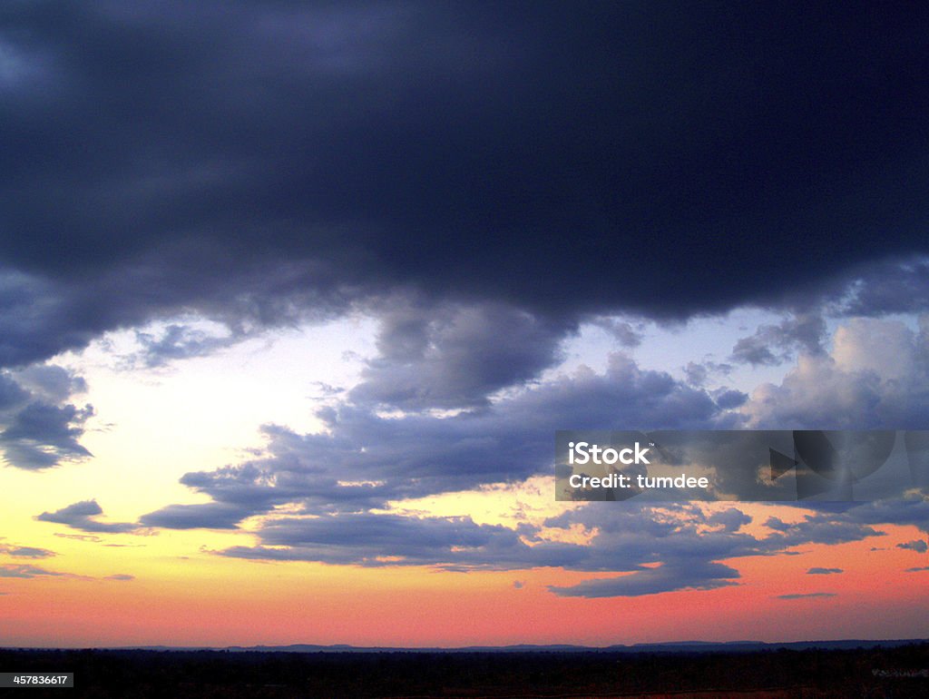 Небо Clouds фон - Стоковые фото Абстрактный роялти-фри