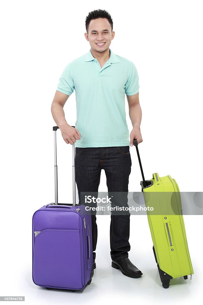 Homem com mala de viagem pronta para ir - Foto de stock de Adulto royalty-free