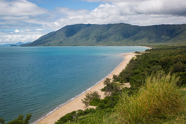 istock Wangetti Beach Captain Cook Highway 457891419