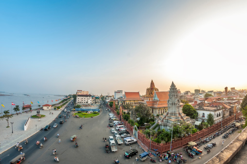 Wat Ounalom At Sunset In Phnom Penh, Cambodia