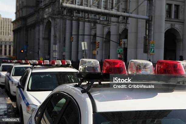 Cruisers Departamento De Policía De Nueva York Foto de stock y más banco de imágenes de Bajo Manhattan - Manhattan - Bajo Manhattan - Manhattan, Calle, Ciudad