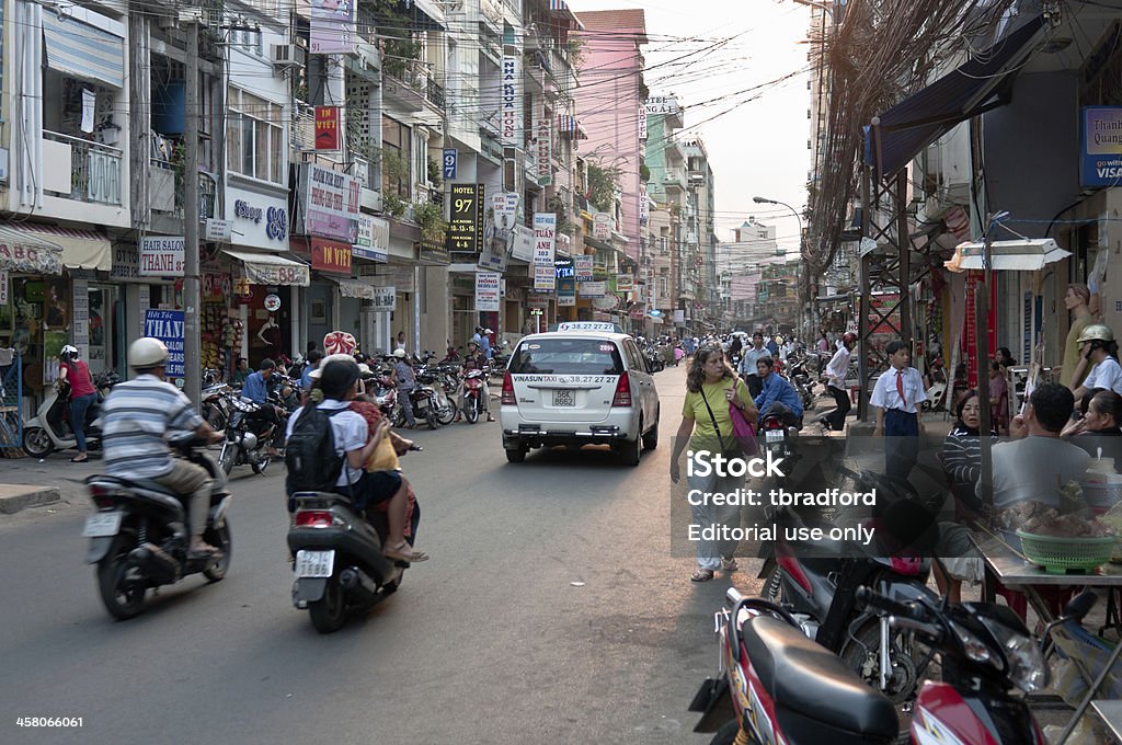 Pham Ngu Lao Backbacker área en CCVS, Vietnam - Foto de stock de Aire libre libre de derechos