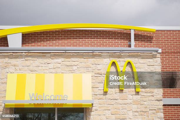 Mcdonalds Restaurant 익스테리어 0명에 대한 스톡 사진 및 기타 이미지 - 0명, McDonald's, 건강에 좋지 않은 음식