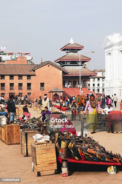Souvenirmarkt In Katmandu Stockfoto und mehr Bilder von Bagmati - Bagmati, Durbar Square - Katmandu, Fotografie