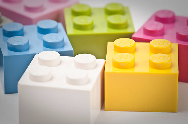 lego - lego construction toy isolated on white isoalted stock-fotos und bilder