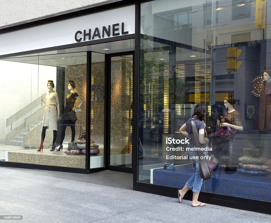Chanel Boutique de tienda - Foto de stock de Coco Chanel libre de derechos