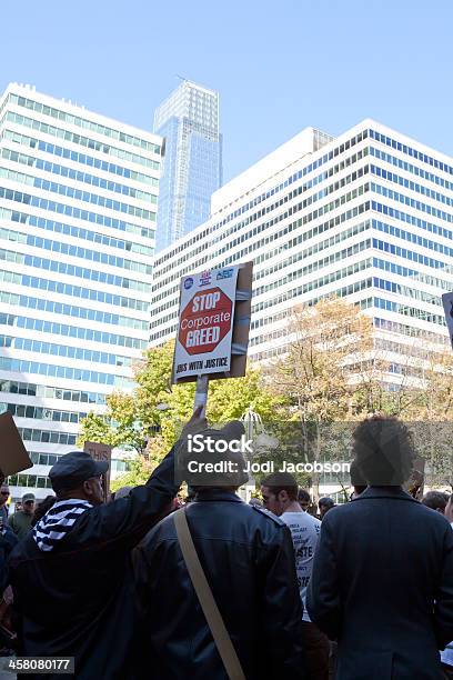 Corporate Chciwość Protest Philadelphia Pa - zdjęcia stockowe i więcej obrazów 80-89 lat - 80-89 lat, Bezrobocie, Biznes