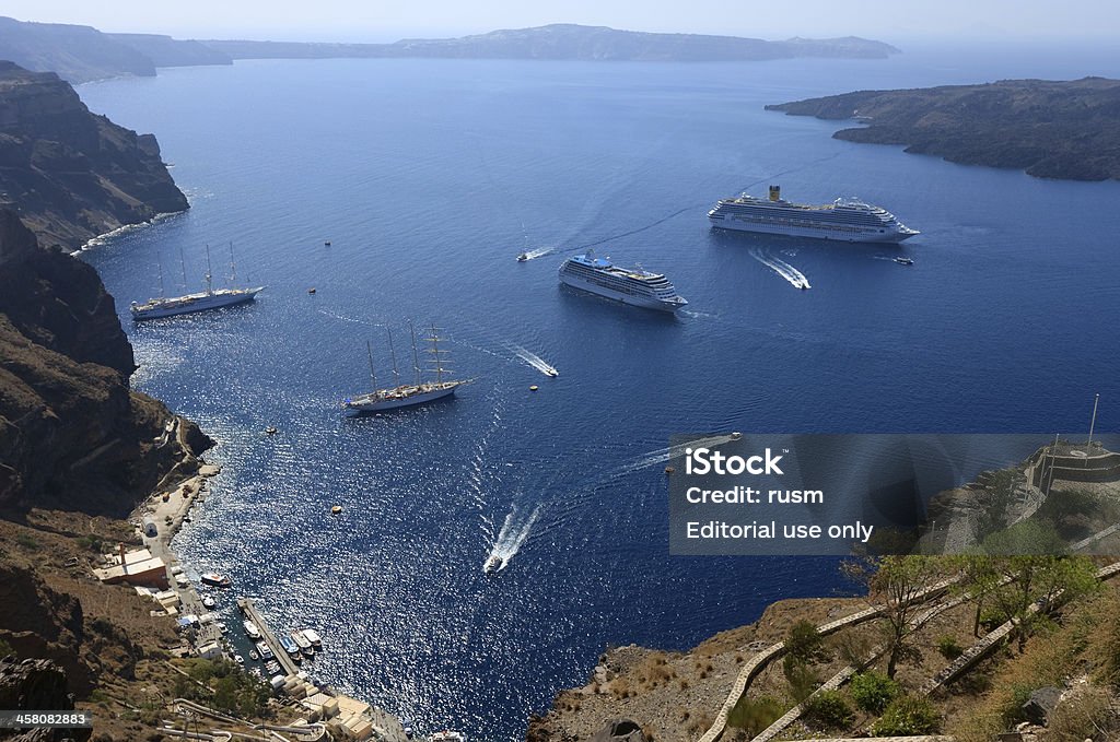 Crucero tráfico, Santorini - Foto de stock de Actividades recreativas libre de derechos