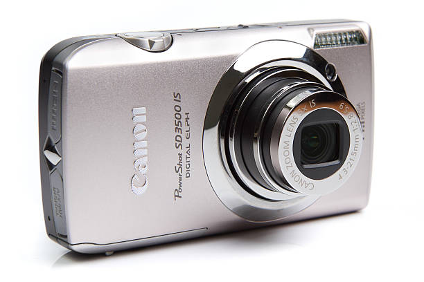 canon powershot sd3500 jest - mega pixels zdjęcia i obrazy z banku zdjęć