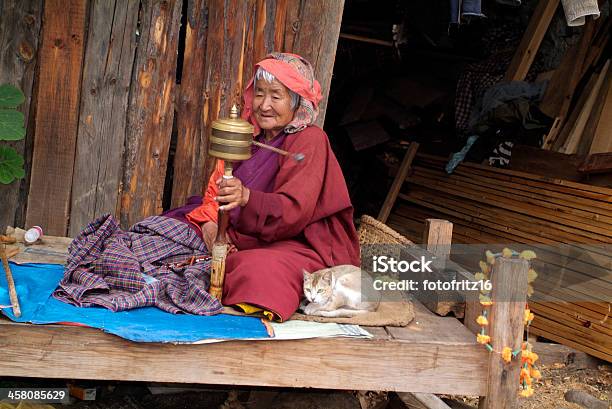Бутан Человек — стоковые фотографии и другие картинки Bumthang - Bumthang, Буддизм, Бутан - Полуостров Индостан