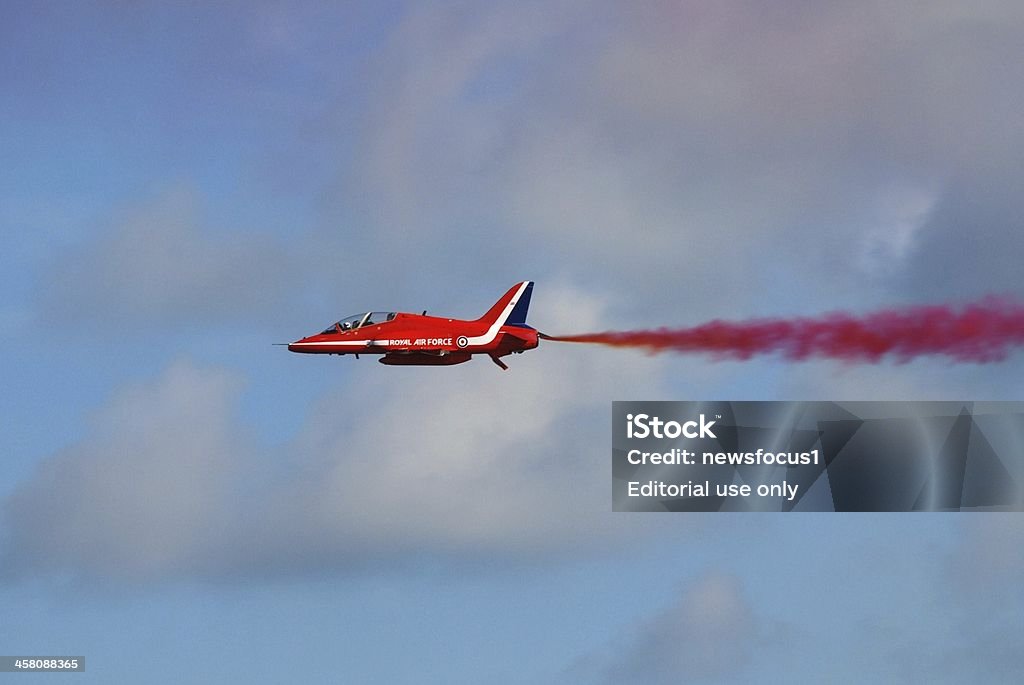 Red Arrows, Eastbourne - Foto de stock de Acrobacia aérea libre de derechos