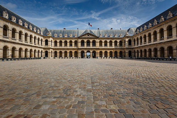 musée de l'histoire de la guerre des invalides à paris, en france - napoleon iii photos et images de collection