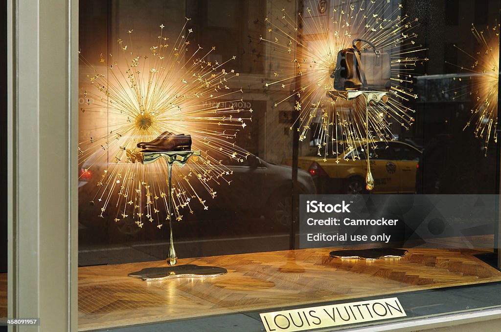 Louis Vuitton Xmas Window Display