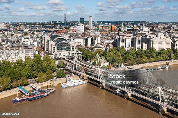 보기에서 헝거포드 구름다리 런던 아이 0명에 대한 스톡 사진 및 기타 이미지 - 0명, 강, 강철