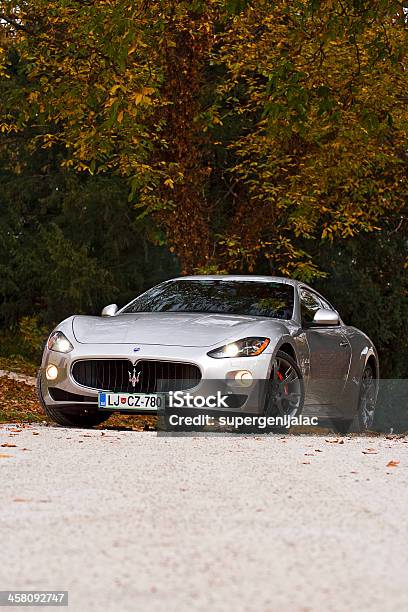 평균 Maserati 변모시키십시오 Maserati에 대한 스톡 사진 및 기타 이미지 - Maserati, 개념, 고급 자동차