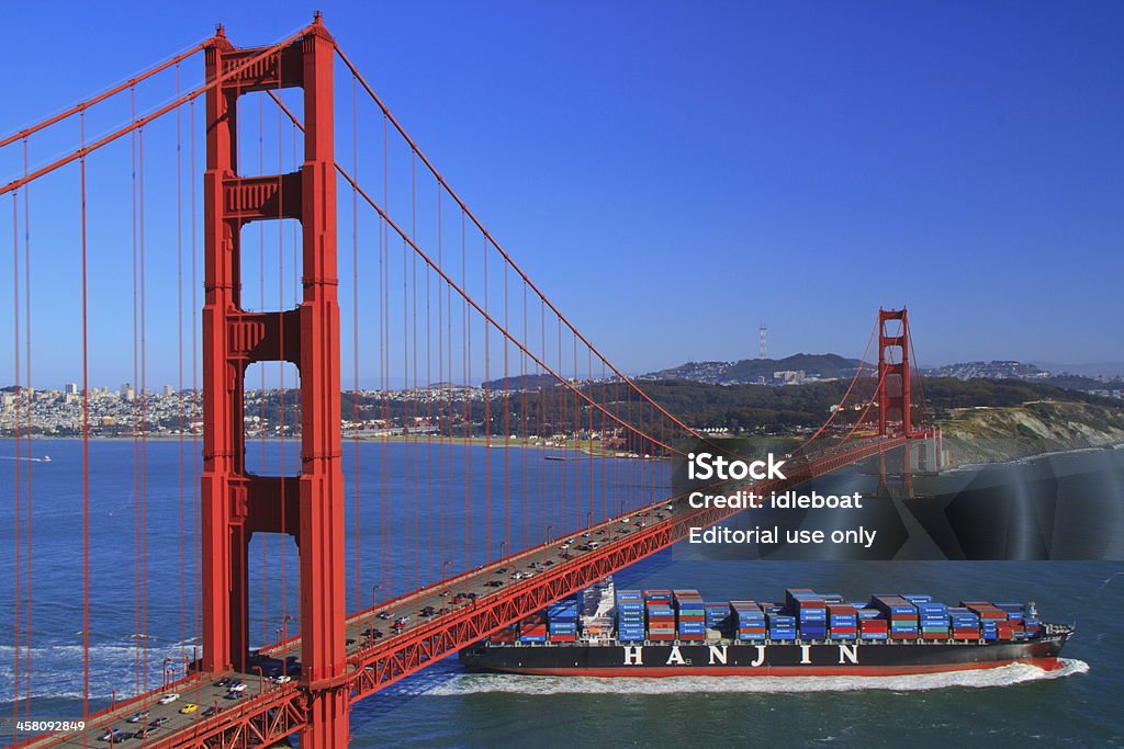 Porta de entrada para o mundo, Golden Gate - Foto de stock de Navio cargueiro royalty-free