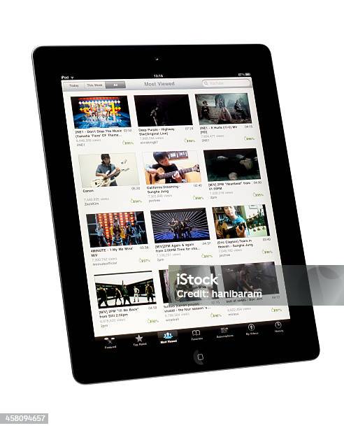 Youtube On Apple Ipad Foto de stock y más banco de imágenes de YouTube - YouTube, Aplicación para móviles, Comunicación