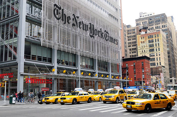 el new york times edificio - editorial manhattan horizontal outdoors fotografías e imágenes de stock