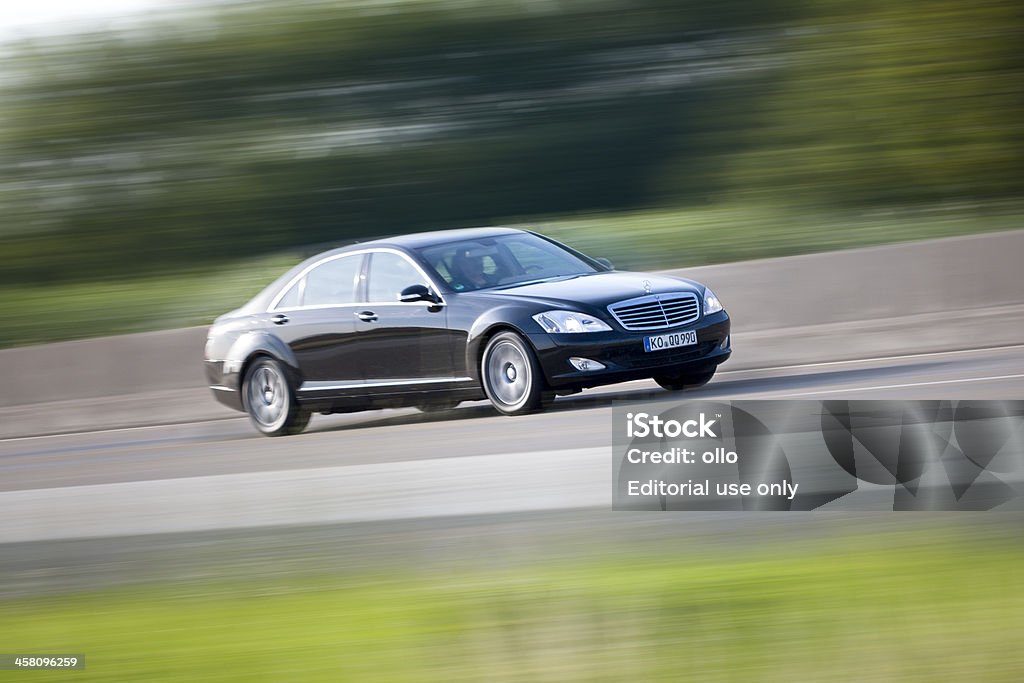 Mercedes-Benz S-Class, Internet de alta velocidade - Foto de stock de Autobahn royalty-free