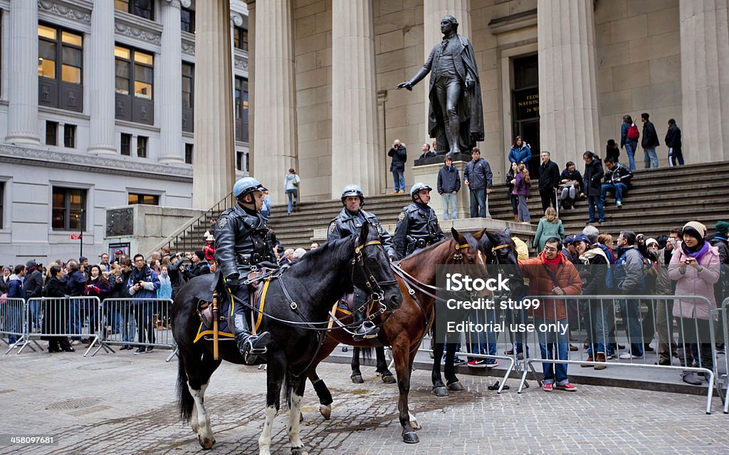 Policja na Wall Street - Zbiór zdjęć royalty-free (Bezpieczeństwo)