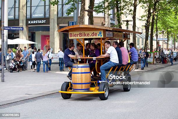 Bierbike Stockfoto und mehr Bilder von Bier - Bier, Fahrrad, Radfahren