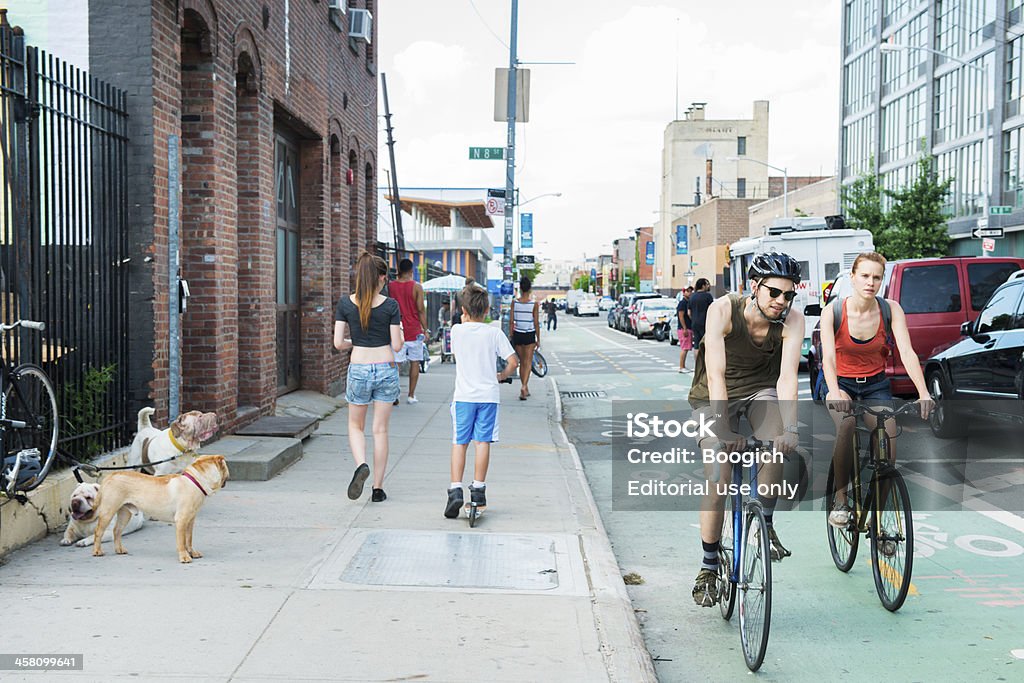 Activo de Brooklyn de Nueva York la calle en la ciudad de Williamsburg - Foto de stock de 2013 libre de derechos
