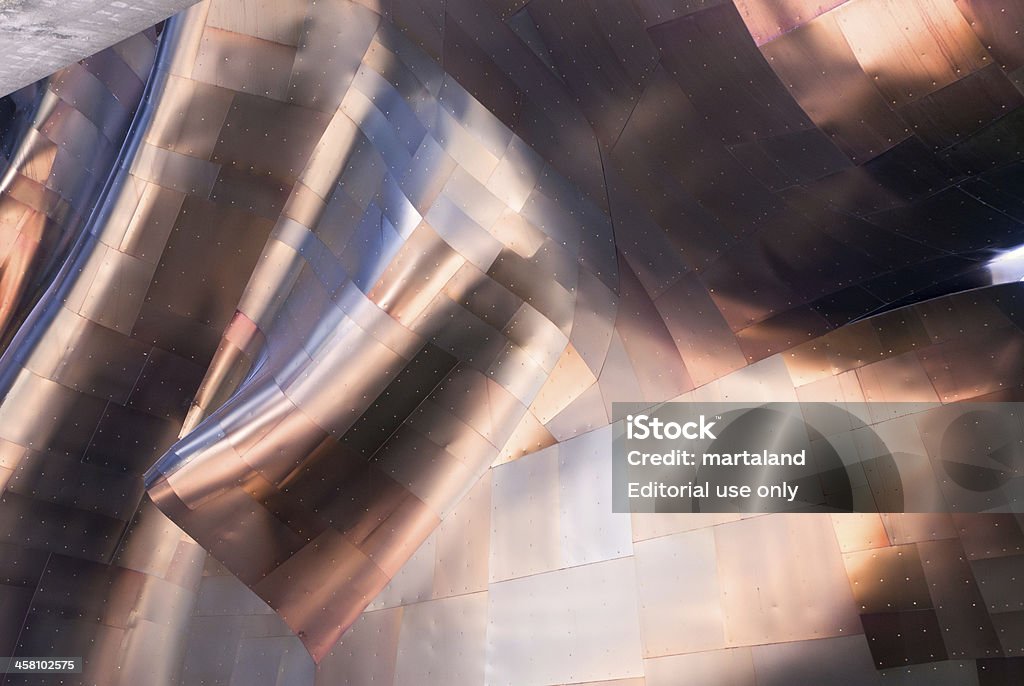 Светоотражающие металлическими вставками - Стоковые фото Архитектурный элемент роялти-фри