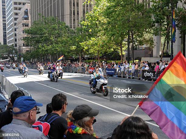 Parada Orgulho Gay - Fotografias de stock e mais imagens de Califórnia - Califórnia, Ciclismo, Cidade