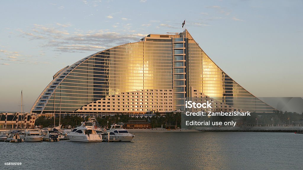 Jumeirah Beach Hotel - Foto de stock de Hotel Jumeirah Beach royalty-free