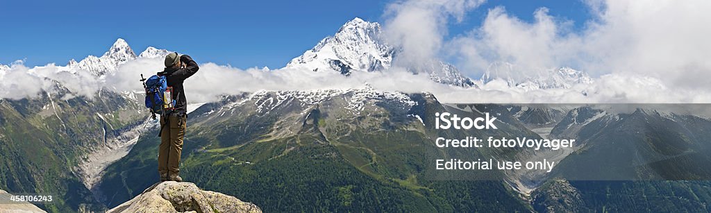 Alpiniste Pic de montagne de panorama spectaculaire photographie - Photo de Alpinisme libre de droits