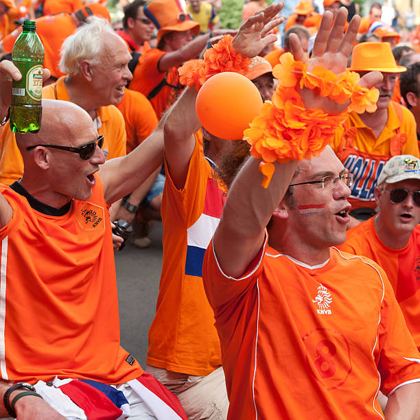 holland フットボールチームのサポーター - the football association ストックフォトと画像