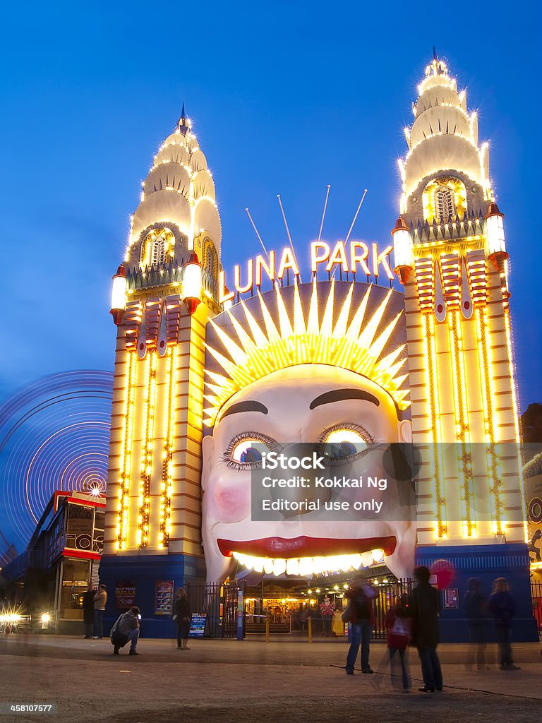 Luna Park-nuit - Photo de Luna Park - Sydney libre de droits