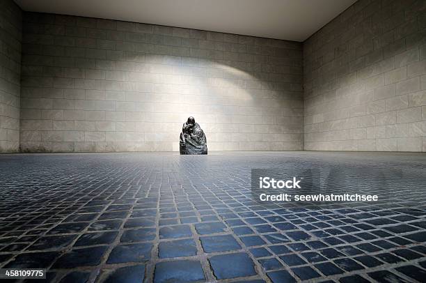 Neue Wache In Berlin Stockfoto und mehr Bilder von Berlin - Berlin, Kriegsdenkmal, Architektur