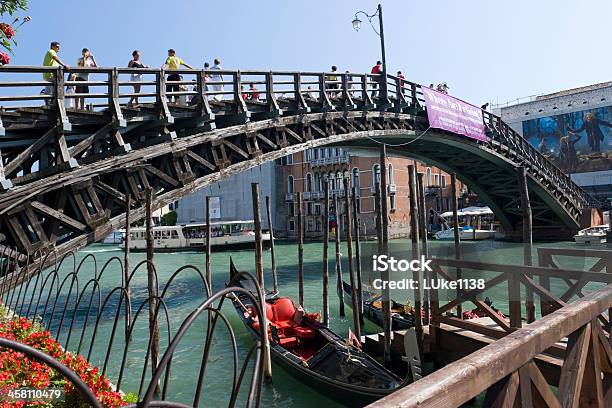 Foto de Ponte Dellaccademia e mais fotos de stock de Cruzar - Cruzar, Cultura Italiana, Curso de Água