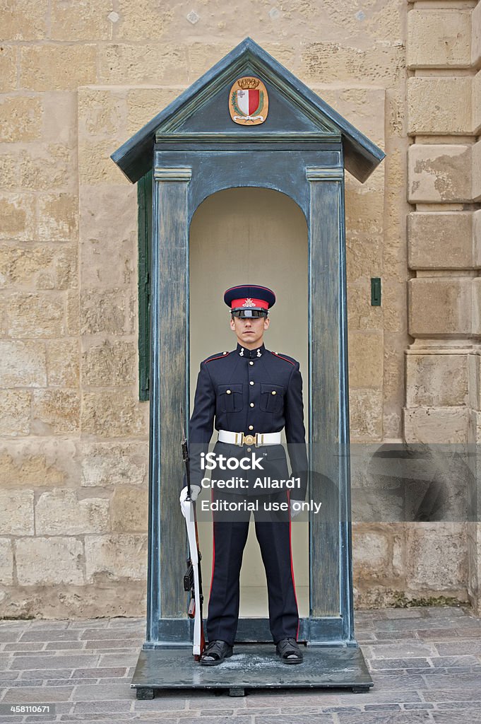 Sentry auf guard Pflicht außerhalb der Grandmasters Palace, La Valletta, Malta - Lizenzfrei Architektur Stock-Foto