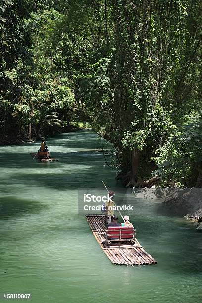 Photo libre de droit de Rafting Sur Rivière Martha Brae banque d'images et plus d'images libres de droit de Jamaïque - Jamaïque, Fleuve et rivière, Raft